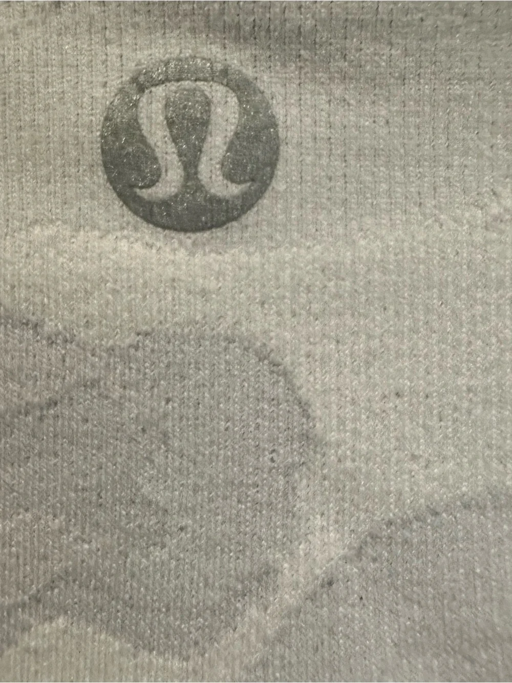 LULULEMON Wunder Under HR Short 10” Alpine White Gray Camo Ribbed Biker Size 0